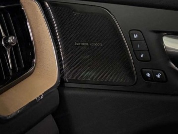 Volvo XC60 II 2026 2.0 B5 AWD Plus Dark (250 KM) Hak holowniczy, składany, zdjęcie 15