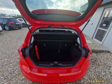 Ford Fiesta VII Hatchback 3d Facelifting 1.0 EcoBoost 100KM 2017 Ford Fiesta Klimatyzacja Usb Wielofunkcyjna kierownica Benzyna 101KM, zdjęcie 20