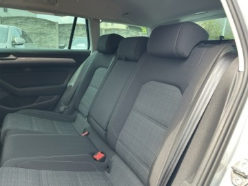 Volkswagen Passat B8 Variant Facelifting 2.0 TDI SCR 150KM 2020 Volkswagen Passat Variant Automat Podgrzewanie, zdjęcie 15