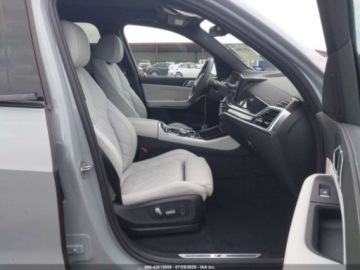 BMW X5 G05 2025 BMW X5 Phev xDrive50E 2025 3.0l 3.0 Hybryda 308KM, zdjęcie 9