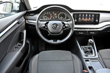 Skoda Octavia IV Liftback 1.5 TSI EVO 150KM 2023 Škoda Octavia Skoda Octavia Bezwypadkowy / Salon, zdjęcie 13