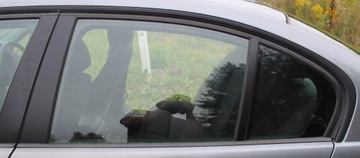 LISTWA ZGARNIAJĄCA LEWY TYŁ BMW E90