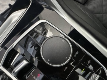 BMW X6 G06 SUV Facelifting 3.0 40i 381KM 2025 BMW X6 xDrive40i Sport Suv 3.0 (381KM) 2025, zdjęcie 13