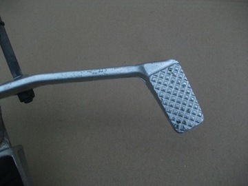 YAMAHA XJR 1200 КОМПЛЕКТ ПОДНОГИ ВОДИТЕЛЯ ПРАВЫЙ