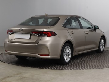 Toyota Corolla XII Sedan 1.5 VVT-i 125KM 2022 Toyota Corolla 1.5 VVT-i, Salon Polska, zdjęcie 4