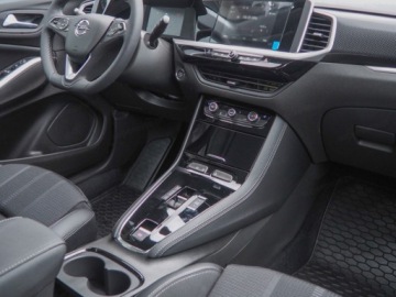 Opel 2024 Opel Grandland X Run-Out GS Advanced aut 1.2 T 130KM / Pakiet Komfortowy, zdjęcie 3
