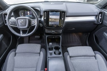 Volvo XC40 Crossover Facelifting 2.0 B4 197KM 2024 Volvo XC 40 B4 197KM FV23%, zdjęcie 14