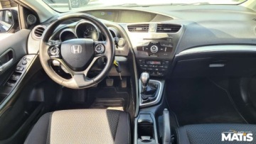 Honda Civic IX Tourer 1.8 i-VTEC 142KM 2015 Honda Civic 1.8BENZ Manual Lift climatronic kamera ledy bezwypadek 1.8, zdjęcie 3
