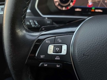 Volkswagen Tiguan II SUV 2.0 TSI 180KM 2018 Volkswagen Tiguan 2.0TSI 180KM 4x4 DSG R-Line Pakiety: Drogowy Plus - Prem, zdjęcie 12