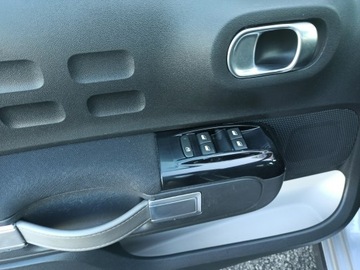 Citroen C3 III Hatchback 1.2 PureTech 82KM 2018 Citroen C3 bogata opcja, zdjęcie 16