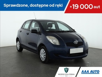 Toyota Yaris II Hatchback 5d 1.0 VVT-i 69KM 2008 Toyota Yaris 1.0 VVT-i, Salon Polska, Klima