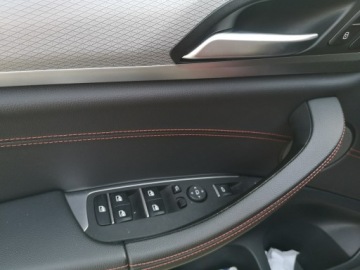 BMW X4 G02 SUV 30i 252KM 2018 BMW X4 2,0 Benzyna 252KM M-Sport X Drive 3.0i, zdjęcie 9