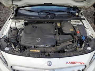 Mercedes GLA I 2015 Mercedes-Benz GLA 2015 r., 2,0L 250 4 MATIC 2.0 Benzyna 208KM, zdjęcie 11