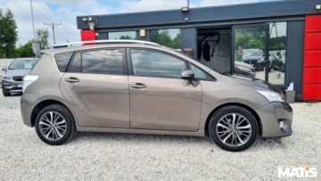 Toyota Verso Minivan Facelifting 1.8 Valvematic 147KM 2016 Toyota Verso 1.8benz manual 7 osob Lift Nowe sprzeglo climatronic 1.8, zdjęcie 9