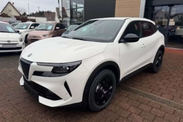 Alfa Romeo Junior SUV 1.2 Hybrid 145KM 2025 Alfa Romeo Junior Ibrida 1.2 145 KM (107 kW) eDCT6 MHEV Od reki Polski Sa, zdjęcie 2