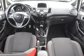 Ford Fiesta VII Hatchback 3d Facelifting 1.0 EcoBoost 125KM 2013 Ford Fiesta 1.0EcoBoost SPORT doinwestowany, zdjęcie 16