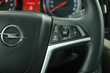 Opel Astra J Sports Tourer 1.4 Turbo ECOTEC 140KM 2012 Opel Astra 1.4 T, Navi, Klima, Parktronic, zdjęcie 15