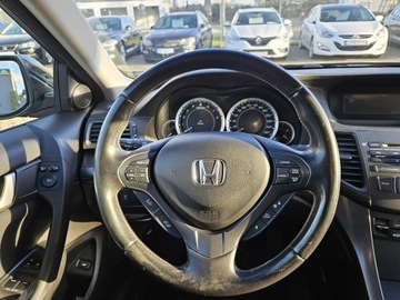 Honda Accord VIII Kombi 2.0 VTEC 156KM 2015 Honda Accord 2,0 benzyna 156KM, zdjęcie 9