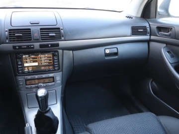 Toyota Avensis II Kombi 1.8 VVT-i 129KM 2007 Toyota Avensis 1.8 VVT-i, GAZ, Navi, Klima, zdjęcie 7