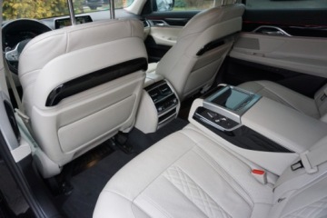 BMW Seria 7 G11-G12 Sedan Facelifting 3.0 730d 286KM 2022 BMW Seria 7 SalonPL 730d xDrive Asyst. park Tempomat Kamera FV23, zdjęcie 8