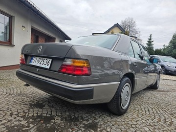 Mercedes W124 Sedan 2.0 118KM 1991 Mercedes Benz W124 E200 2,0 118 KM Stan Idealny, zdjęcie 5