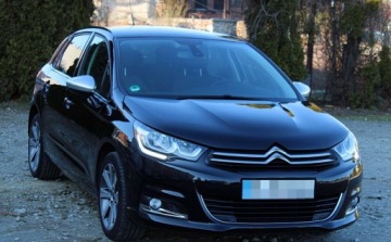 Citroen C4 II Hatchback 5d Facelifting 1.2 PureTech 130KM 2017 Citroen C4 Bezwypadkowy Serwis Stan Idealny Wyposazony 1.2 Benzyna