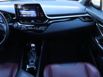 Toyota C-HR I Crossover 1.8 Hybrid 122KM 2018 Toyota C-HR 1.8 Hybrid, Salon Polska, Serwis ASO, zdjęcie 7