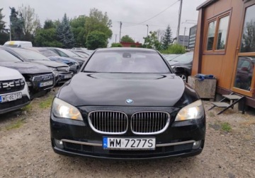 BMW Seria 7 F01 Sedan 750i 407KM 2011 BMW Seria 7 2011r, 4.4 Benzyna. X-DRIVE. Lekko uszkodzony tyl. Jezdzi., zdjęcie 23