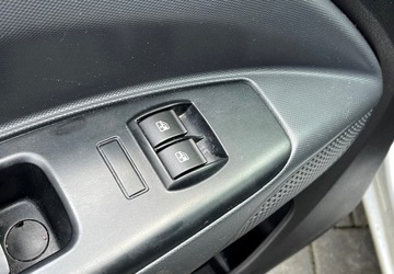 Fiat Doblo III Van 1.6 Multijet 16v 105KM 2014 Fiat Doblo 1.6 Diesel 105 KM Klima Drzwi Przesuwne Motylki Klima 1.6 Diesel, zdjęcie 17