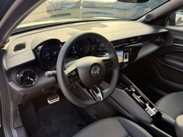 Alfa Romeo Junior SUV 1.2 Hybrid 145KM 2026 ALFA ROMEO Junior Ibrida Ti Suv 1.2 (145KM) 2026, zdjęcie 6