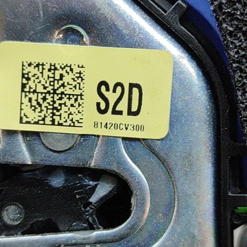 KIA EV6 2023 PRAVÁ STRANA ZÁMEK DVEŘE ZADNÍCH