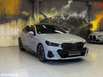 BMW Seria 5 G90-91 Sedan 2.0 20d 197KM 2025 BMW Seria 5 BMW Seria 5 520d xDrive mHEV M Sport 2.0 Hybryda 197KM, zdjęcie 7