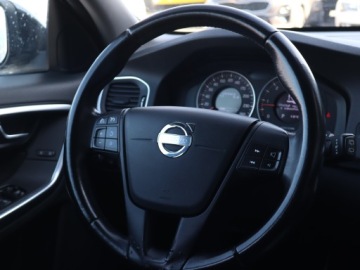 Volvo V60 I Kombi 2.0 D3 163KM 2011 Volvo V60 D3 2.0, Salon Polska, Automat, Xenon, zdjęcie 18