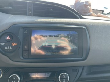 Toyota Yaris III Hatchback 5d Facelifting 2017 1.5 Hybrid 100KM 2020 Toyota Yaris Automat Hybryda Klimatronik Kamera, zdjęcie 7