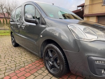 Citroen Berlingo II Combi Facelifting 2015 1.6 BlueHDi 100KM 2015 Citroen Berlingo Citroen Berlingo II (2008 - 2018) 1.6 1.6 Diesel 99KM, zdjęcie 13