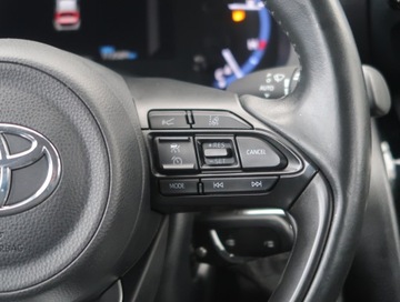 Toyota 2023 Toyota Yaris Cross 1.5 VVT-iE, Salon Polska, zdjęcie 17