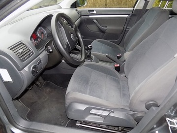 Volkswagen Jetta VI 2007 VOLKSWAGEN JETTA V 1,6 FSI 115 KM 184 TYŚ. KM, zdjęcie 9