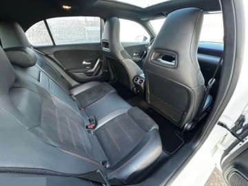 Mercedes Klasa A W177/V177 Hatchback 1.3 200 163KM 2021 Mercedes-Benz Klasa A 200 4-Matic AMG Line 8G-DCT 1.3 Benzyna 163KM 2021r, zdjęcie 18