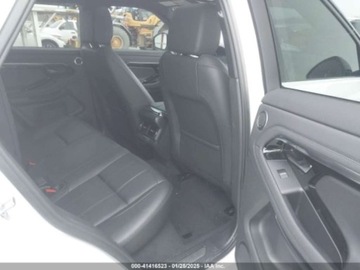 Land Rover Range Rover Evoque II 2023 Land Rover Range Rover Evoque R-Dynamic Se, 2023r., 4x4, 2.0L 2.0 Benzyna, zdjęcie 9