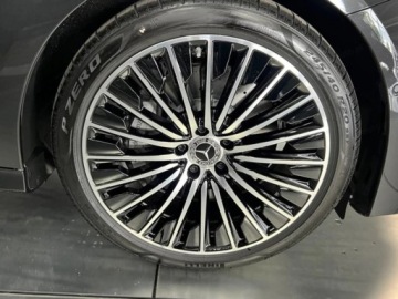 Mercedes Klasa E W214 Sedan 2.0 220d 197KM 2025 E Klasa 220 d 4-Matic AMG 2.0 (197KM) 2025, zdjęcie 15