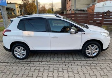 Peugeot 2008 I SUV Facelifting 1.2 PureTech 82KM 2017 Peugeot 2008 Peugeot 2008 PureTech 82 Style 1.2 Benzyna 82KM, zdjęcie 7