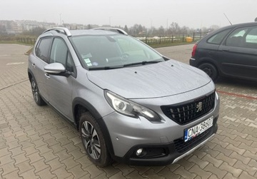 Peugeot 2008 I SUV Facelifting 1.2 PureTech 110KM 2018 Peugeot 2008 1.2T 110KM 2018r automat navi kamera polskora 1.2 110KM, zdjęcie 3