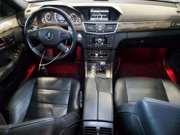 Mercedes Klasa E W212 2010 Mercedes-Benz Klasa E Mercedes-Benz E63 AMG, od ubezpieczalni 6.2 Benzyna, zdjęcie 6