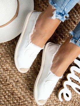 БЕЛЫЕ ЖЕНСКИЕ ЭСПАДРИЛЬИ CHANEL 36