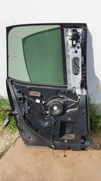 BMW I3 DVEŘE LEVÉ ZADNÍ ČERNÉ