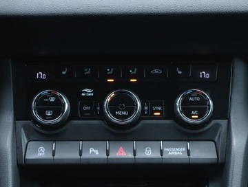 Skoda Karoq Crossover 1.5 TSI ACT 150KM 2020 Skoda Karoq 1.5 TSI, Salon Polska, 1. Właściciel, zdjęcie 15