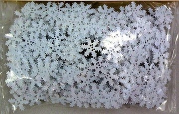 Снежинки конфетти декоративные школьные блестки