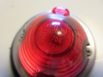 ФОНАРЬ VOLVO MERCEDES MAN ERMAX 67000003