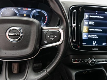 Volvo XC40 Crossover 1.5 T3 163KM 2020 VOLVO XC40 T3 Momentum Pro Suv 1.5 (163KM) 2020, zdjęcie 13