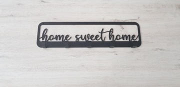 Настенная вешалка для одежды